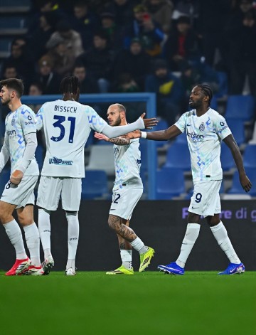 Kaiyun登录页面-5:0！太子爷助攻戴帽 国米全员皆兵+甩开米兰8分 领跑意甲积分榜