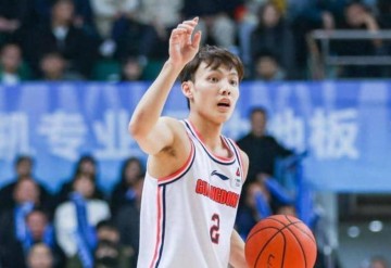 广东主场迎战上海，两大豪门对决，徐杰主场再说晚安